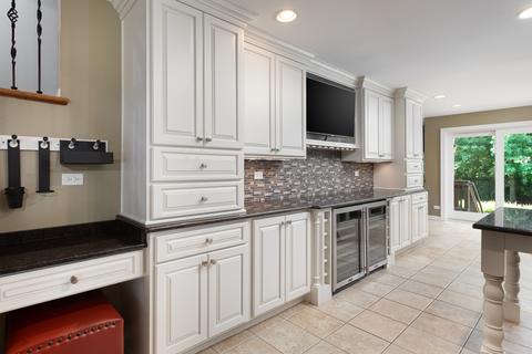 729 E Bauer Rd, Naperville, IL 60563 photo 9