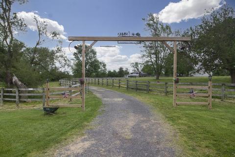 4494 Exline Club Rd, Kankakee, IL 60901 photo 2