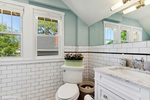 516 Webford Ave, Des Plaines, IL 60016 photo 12
