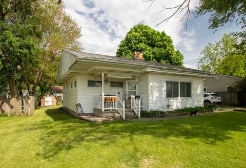 210 Logan St, Georgetown, IL 61846 photo 1
