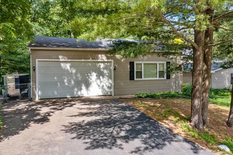 124 Valley Dr, Oakwood Hills, IL 60013 photo 3
