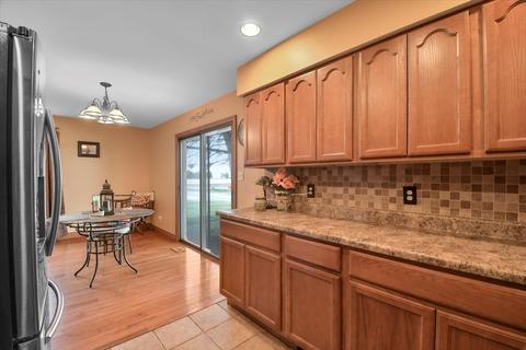 108 N Lincoln St, Philo, IL 61864 photo 8