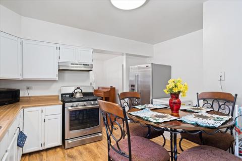 830 N View St, Aurora, IL 60506 photo 9