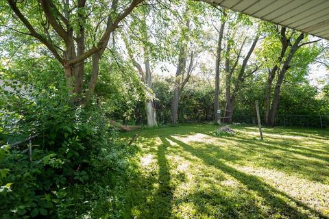 1314 Hedge Rd, Champaign, IL 61821 photo 3