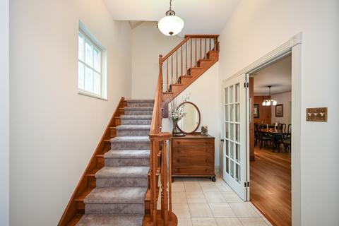414 N Wheaton Ave, Wheaton, IL 60187 photo 3