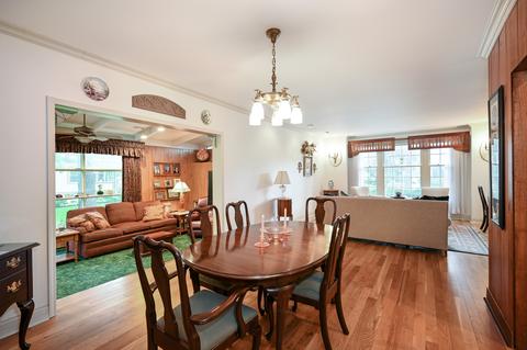 414 N Wheaton Ave, Wheaton, IL 60187 photo 6
