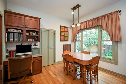 414 N Wheaton Ave, Wheaton, IL 60187 photo 12