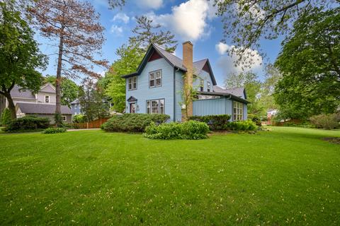 414 N Wheaton Ave, Wheaton, IL 60187 photo 2