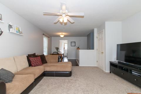 1109 Perry Ln, Normal, IL 61761 photo 3