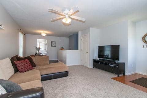 1109 Perry Ln, Normal, IL 61761 photo 4