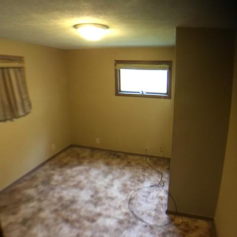 211 Locust St, Campus, IL 60920 photo 11