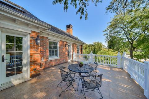 1105 N Washington St, Wheaton, IL 60187 photo 52