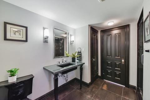 1105 N Washington St, Wheaton, IL 60187 photo 41