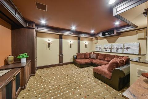 1105 N Washington St, Wheaton, IL 60187 photo 37