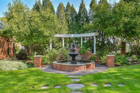 1105 N Washington St, Wheaton, IL 60187 photo 44