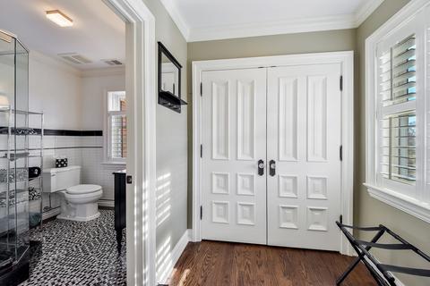 1105 N Washington St, Wheaton, IL 60187 photo 31