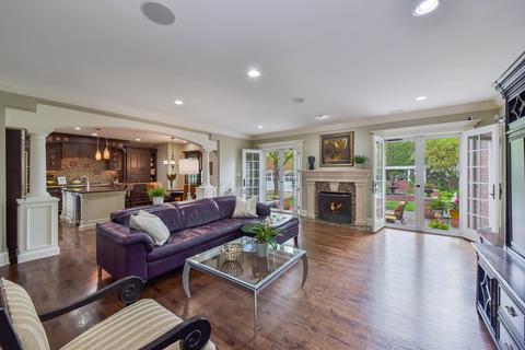 1105 N Washington St, Wheaton, IL 60187 photo 11