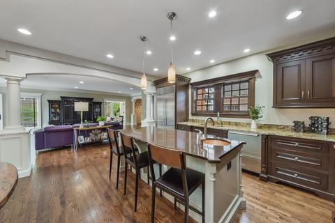 1105 N Washington St, Wheaton, IL 60187 photo 16