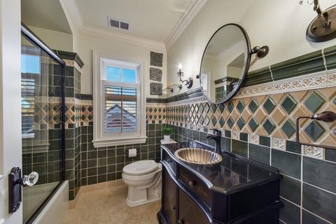 1105 N Washington St, Wheaton, IL 60187 photo 34