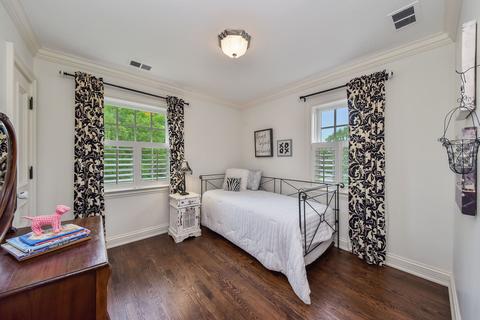 1105 N Washington St, Wheaton, IL 60187 photo 29