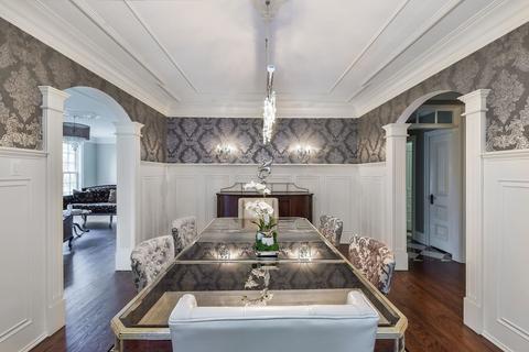 1105 N Washington St, Wheaton, IL 60187 photo 9