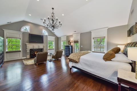 1105 N Washington St, Wheaton, IL 60187 photo 26