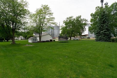101 E 2nd St, Gridley, IL 61744 photo 31