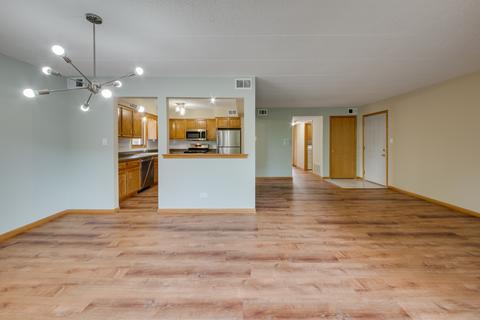 13434 E Circle Dr #403, Crestwood, IL 60445 photo 5