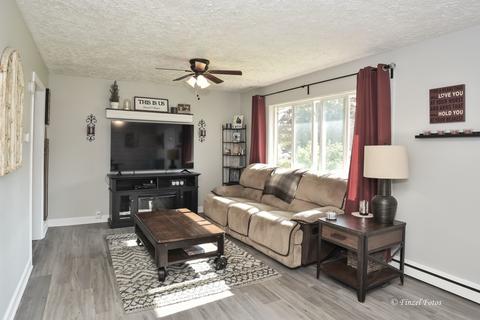 10 N835 Maple St, Elgin, IL 60123 photo 5