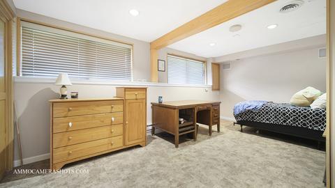 1845 Hickory Ln, Wheaton, IL 60187 photo 22