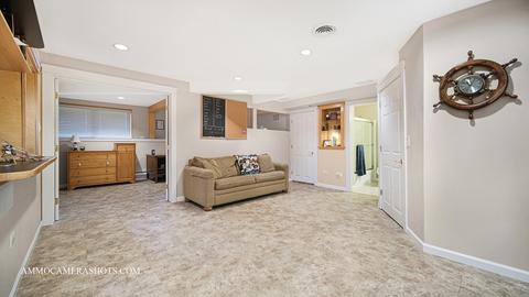 1845 Hickory Ln, Wheaton, IL 60187 photo 21
