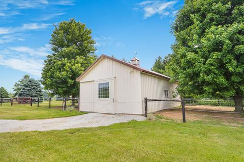 2183 Wagon Trail Rd, White Heath, IL 61884 photo 13