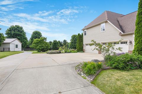 2183 Wagon Trail Rd, White Heath, IL 61884 photo 74