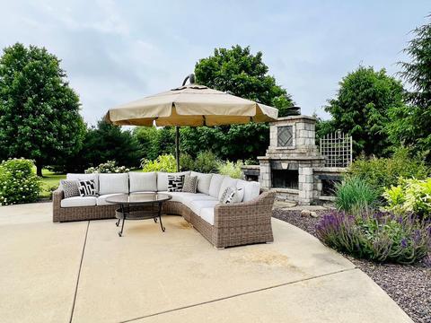 2183 Wagon Trail Rd, White Heath, IL 61884 photo 5