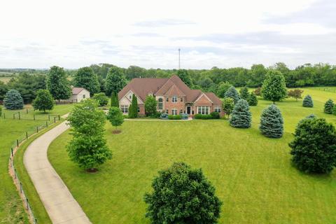 2183 Wagon Trail Rd, White Heath, IL 61884 photo 2