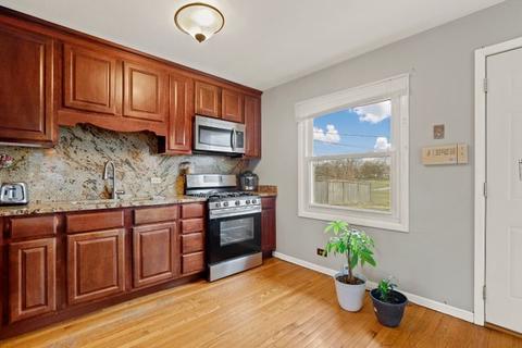 12 S Joyce Ln, Addison, IL 60101 photo 10