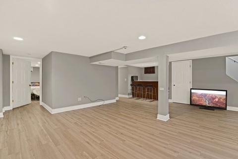 12 S Joyce Ln, Addison, IL 60101 photo 17