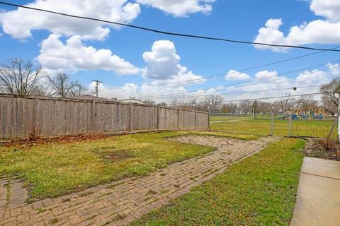 12 S Joyce Ln, Addison, IL 60101 photo 23