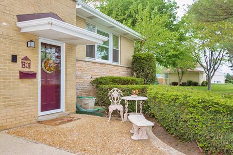 1301 Marcy Ln, Wheeling, IL 60090 photo 4