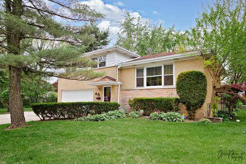 1301 Marcy Ln, Wheeling, IL 60090 photo 1