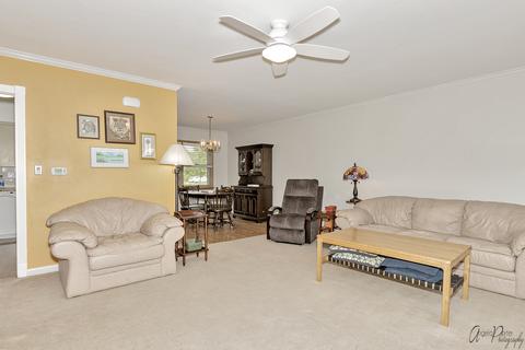 1301 Marcy Ln, Wheeling, IL 60090 photo 7