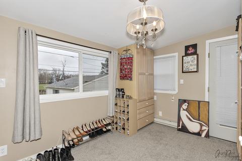 196 W Norman Ln, Wheeling, IL 60090 photo 16