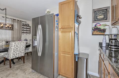 196 W Norman Ln, Wheeling, IL 60090 photo 10