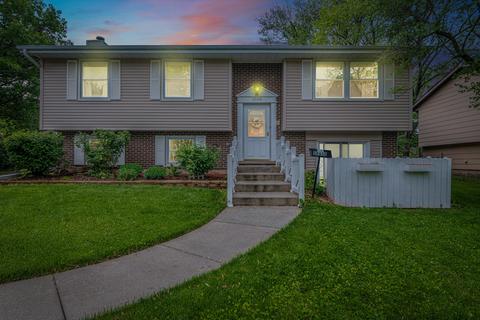 2503 Birch Ln, Rolling Meadows, IL 60008 photo 1