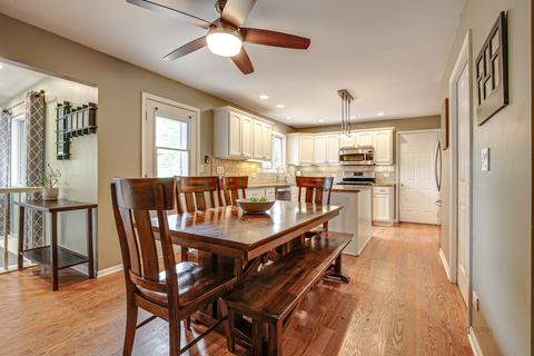 1213 Meadow Dr, Algonquin, IL 60102 photo 7
