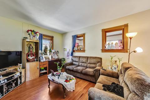 112 Hilton Pl, Elgin, IL 60120 photo 9