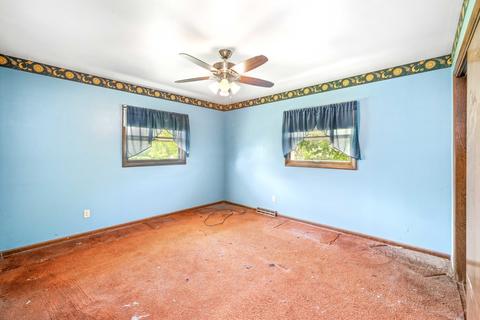 330 N Maple St, Compton, IL 61318 photo 9