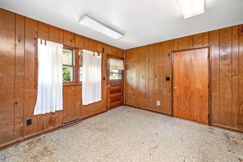 330 N Maple St, Compton, IL 61318 photo 13