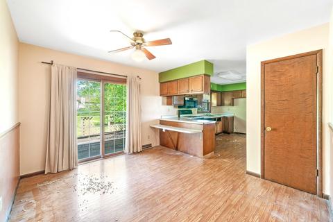 330 N Maple St, Compton, IL 61318 photo 8