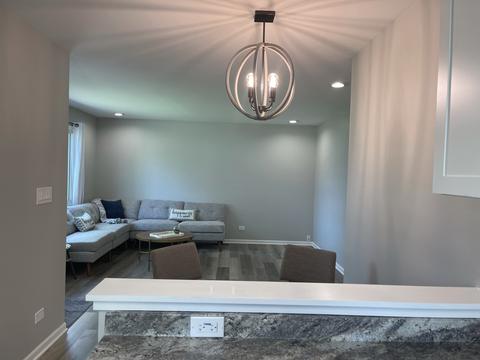 300 Maureen Dr, Wheeling, IL 60090 photo 12